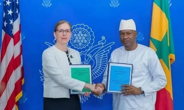 Sénégal - États-Unis : Un accord sanitaire de 135 millions de dollars signé à Dakar