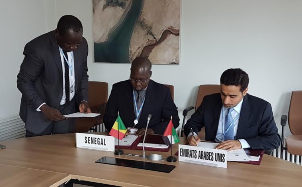 Signature d'un accord de coopération entre l’ARTP et la TRA (Autorité de régulation des Emirats Arabes unis)