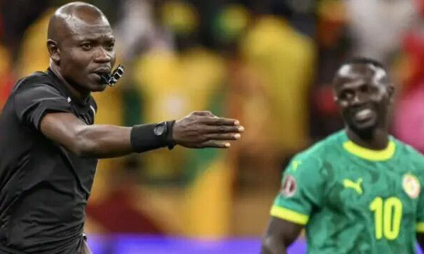 Mondial 2026 : après la CAN 2025, Jean-Jacques Ndala écarté de la liste des arbitres
