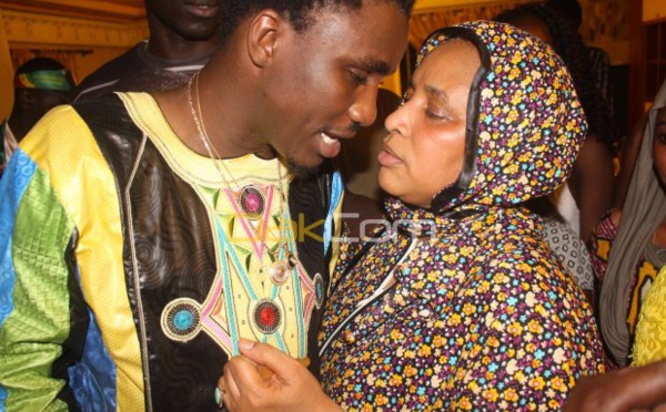 15 Photos : Waly Ballago Seck heureux en famille après Bercy !