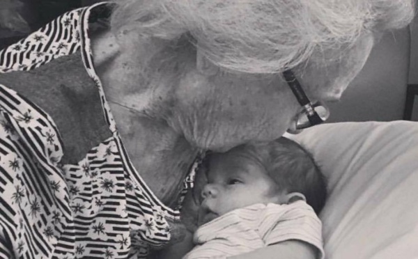 Touchant : son arrière-petit-fils naît pour son 100e anniversaire
