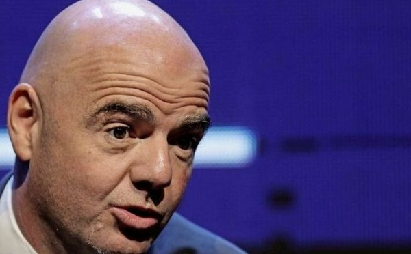Mondial : un commentateur sanctionné après des propos virulents contre la FIFA