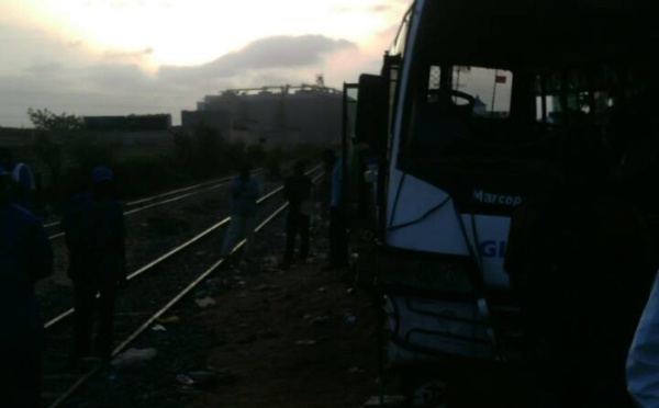Collision entre un bus Tata et le Petit train bleu : 2 morts et plusieurs blessés 