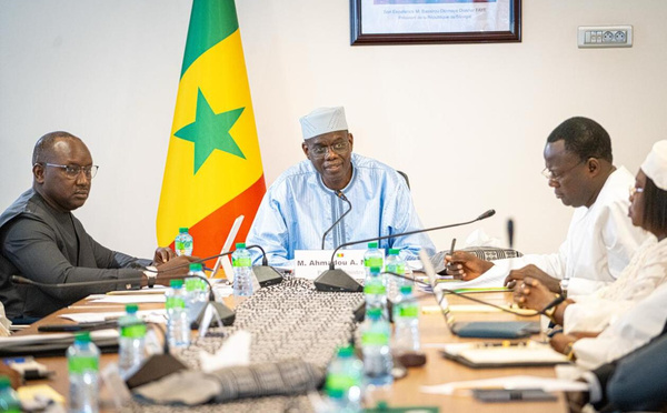 Gouvernement : le Premier ministre Al Aminou Lô appelle les ministres à plus de rigueur administrative