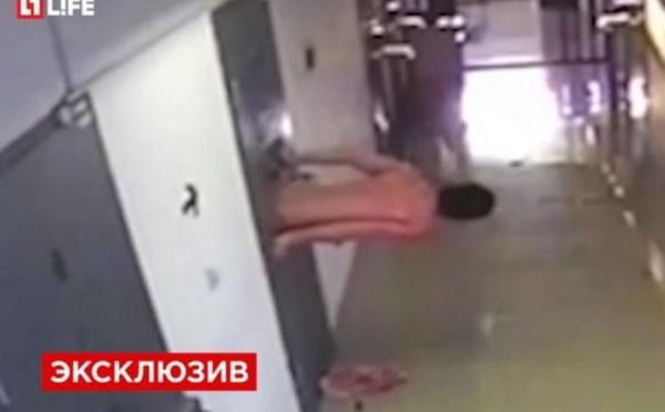 Un prisonnier russe, surnommé «l’homme serpent» a réussi à s’évader de la prison d’Izberbash en Russie.