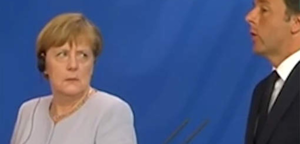 Le regard noir de Merkel après une blague de Renzi