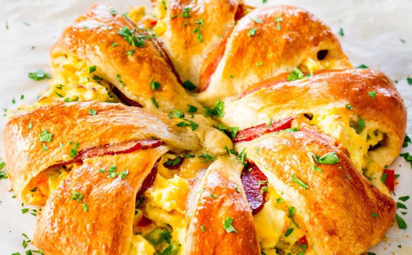 La couronne feuilletée au fromage, au bacon et au brocoli !