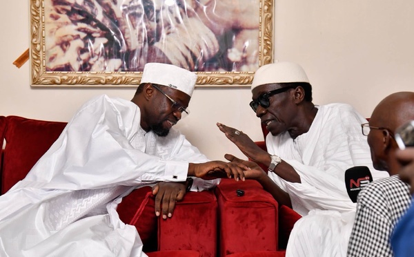 Visite à Aïnoumady : Ousmane Sonko chez Serigne Habib Sy Dabakh