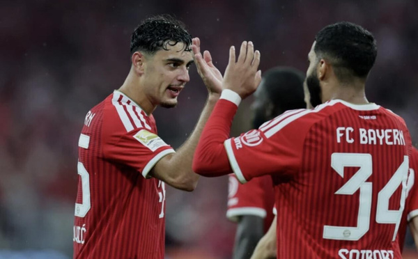 Bundesliga : le Bayern frappe fort d’entrée et étrille Stuttgart