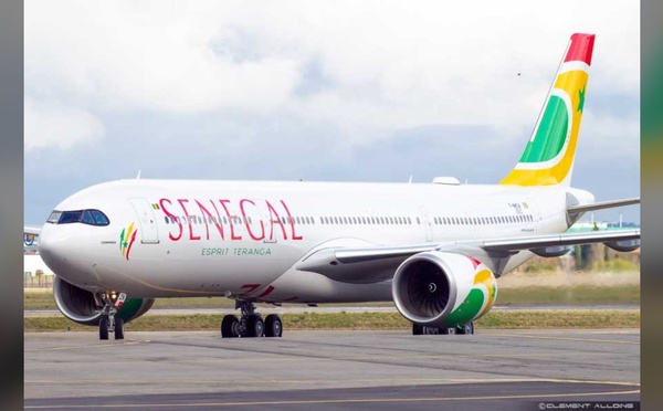 Air Sénégal reçoit un Boeing 737-800 et ira chercher la flamme olympique à Athènes