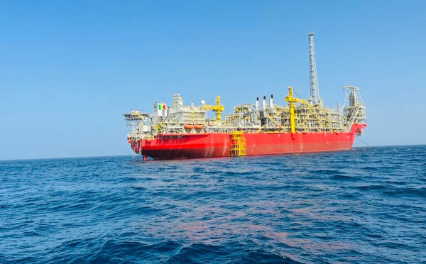Pétrole et gaz : le Sénégal et Eni signent un accord pour évaluer cinq blocs offshore