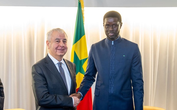 Souveraineté énergétique et industrialisation : Le Sénégal signe un accord historique de 3,5 milliards de dollars pour une seconde raffinerie pétrolière