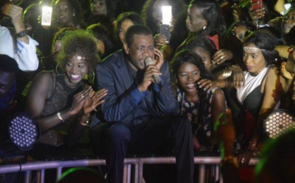 Photos-Concert Cices: Youssou Ndour en toute complicité avec ses fans