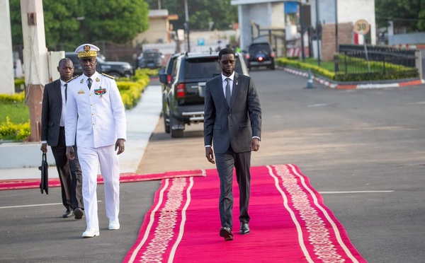 Diplomatie et économie : Bassirou Diomaye Faye poursuit sa tournée en Égypte