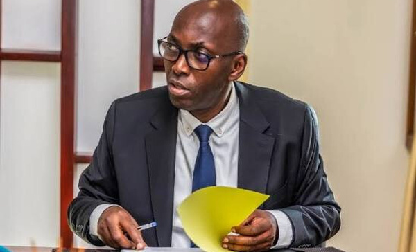Le ministre gabonais de la Justice en visite au Sénégal pour étudier les bracelets électroniques