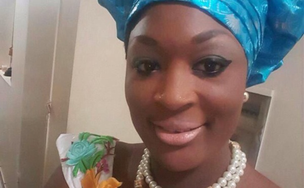 Titi porte magnifiquement la taille basse