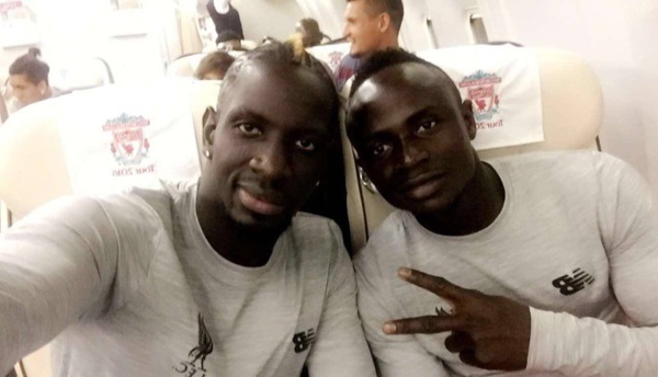 Sakho et Sadio Mané : Moment de complicité entre joueurs de Liverpool