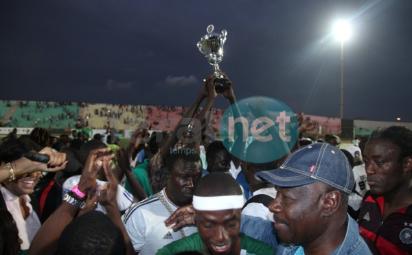 21 Photos-Les coulisses du match de gala rappeurs vs mbalakhmen