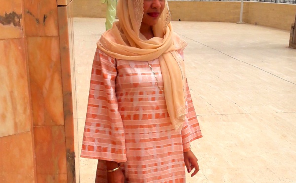 Léna Séne très élégante à la Grande Mosquée de Touba