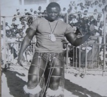 Disparition de Mouhamed Ndiaye alias Robert Diouf , légende de la lutte sénégalaise : un champion entre sport et transmission