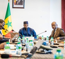 Photos: Le Premier ministre Ousmane SONKO a présidé le Comité de mise en œuvre des mesures du Plan de redressement économique et social (PRES), ce jeudi