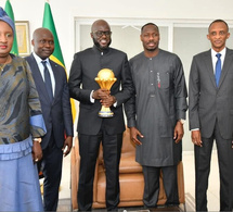 Photos : Présentation du trophée de la CAN au président de l'Assemblée nationale, El Malick Ndiaye