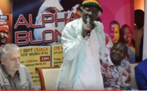 Alpha Blondy  traite Blaise Compaoré de prisonnier en plein air