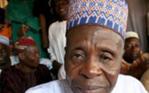 Le plus célèbre polygame du Nigeria,  Bello Abubakar, marié avec 97 femmes, dit qu’il encore « bien vivant » pour couper court à la rumeur de sa mort