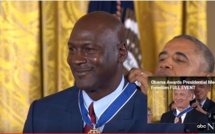 Barack Obama rend hommage à Michael Jordan  
