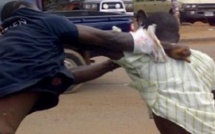 Guédiawaye:  Un garçon de 20 ans assène plusieurs coups de couteau à son père 