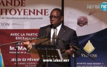 Macky Sall au communicateur traditionnel : "Khadim Samb, boul yakh sama conférence"