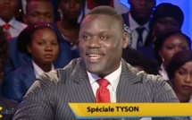Vidéo: Tyson a reçu avec tous les honneurs en Côte d'Ivoire