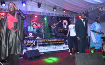 People-Pape Diouf fait danser le Président Mbagnick Diop à la plus prestigieuse soirée de gala de l'Afrique de l'ouest. Regardez