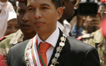 Andry Rajoelina investi