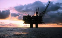 Polémique autour du pétrole, gare à la malédiction