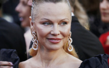 Photos: Pamela Anderson méconnaissable sur les marches de "120 battements par minute"