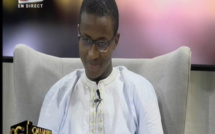 Vidéo:Mouhamed Moujtaba Diallo dans "Q.G" est couvert de cadeaux (Billets pour la Mecque, Terrain, Ordinateurs, Millions...)