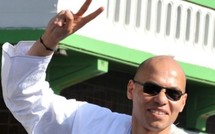 Ce ministre au-dessus du lot : Karim rentre de vacances en jet privé