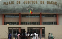 Tribunal de Dakar :  Un ancien militaire se met tout nu devant les juges et fait suspendre l’audience