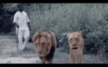 Decouvrez le nouveau clip de SIMON, "Tiit Moo Ma Teree Dee"