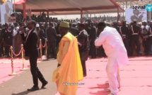 Inauguration AIBD - Youssou Ndour accompagné des lutteurs lors de sa prestation