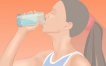Santé : 5 raisons de consommer l’eau à température ambiante (Etude)