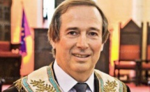 Edito : L’homosexualité, l’avortement et la liberté sexuelle légalisés de fait au Sénégal : Qui est Philippe Charuel, le souteneur de BG ?