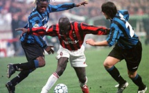 Le président Weah "offre" son numéro de maillot au nouvel hôpital militaire