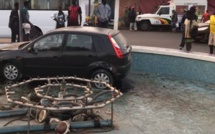INCROYABLE : Un véhicule atterrit dans le jet d’eau du Pont Faidherbe (vidéo)