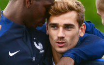 A mourir de rire - L'incroyable interview de Griezmann et Pogba sur les bleus et leurs équipes !