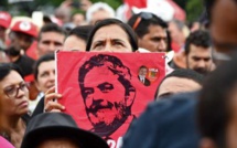 Première nuit en prison pour Lula