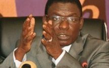 [Vidéo] Cices : Farba Senghor rudement malmené par les gardes du corps de Wade
