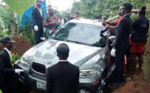 Pour faire plaisir à son père décédé, il l’enterre dans un BMW toute neuve !