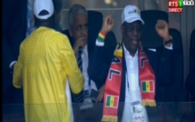VIDEO Mondial 2018 - Exclusif: Macky et Marième Faye Sall jubilent dans les vestiaires avec les "Lions"